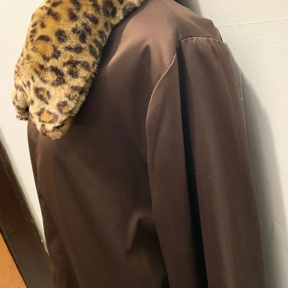 Women’s Faux Fur reversible Coat  - XL - Picture 2 of 12